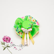 Load image into Gallery viewer, Ruffles Sunday Hat Magnets
